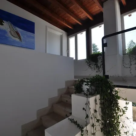 Solemarevela Bed & Breakfast Torre Suda