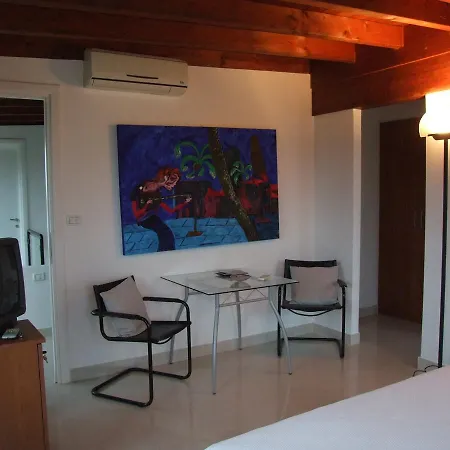 Solemarevela Bed & Breakfast Torre Suda