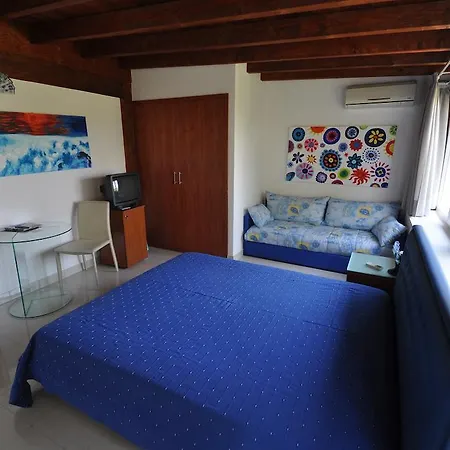 Bed & Breakfast Solemarevela