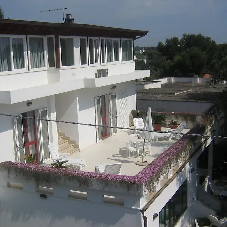 Bed & Breakfast Solemarevela *